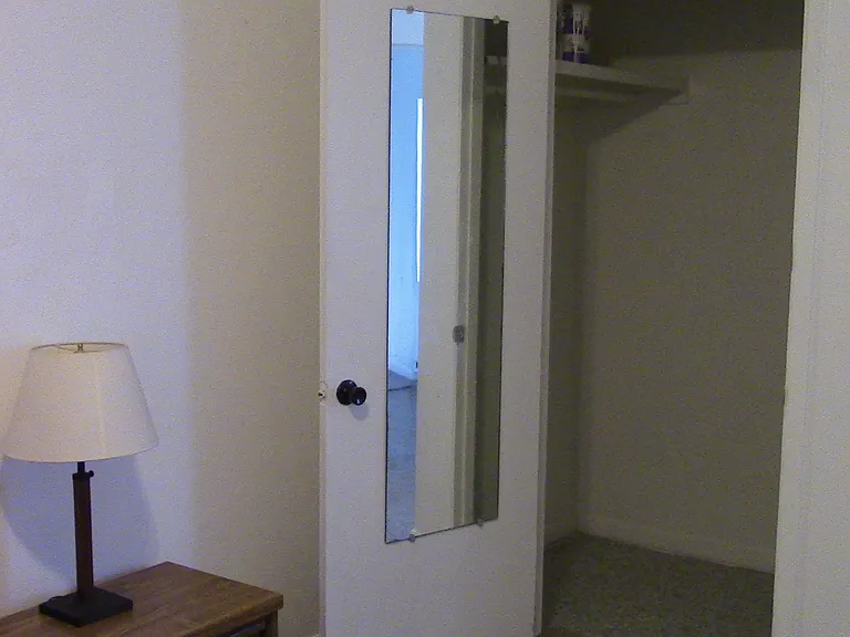 20 Graham Ave — Photo 6