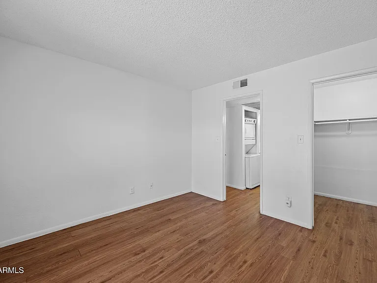 2625 E Indian School Rd — Photo 14