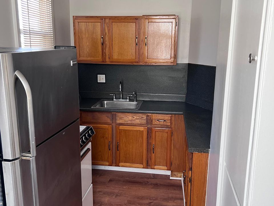 1st image of 32005 Otsego St #2