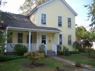 24 Academy St, Cambridge, NY 12816