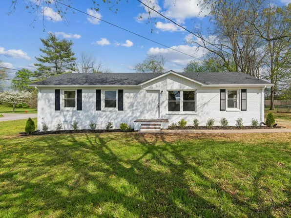 101 Gardenia St, Mount Pleasant, TN 38474