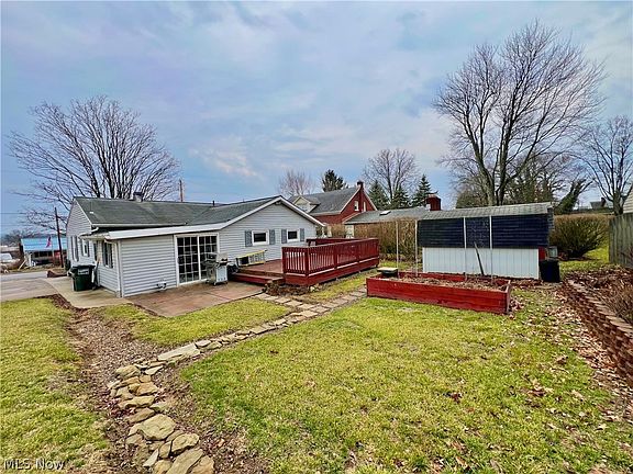 4th image of 325 McKinley Ave NW