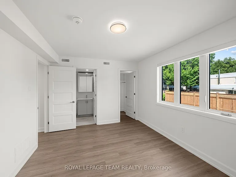 998 Hollington St #MAIN — Photo 14