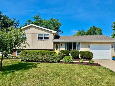 106 N Sesame St, Bloomington, IL, 61704