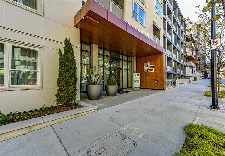 775 Juniper St NE #234 — Photo 35