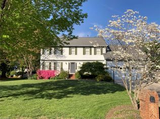 3908 Sandlewood Rd, High Point, NC 27265