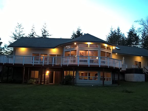 3rd image of 10940 Knight Ct SE