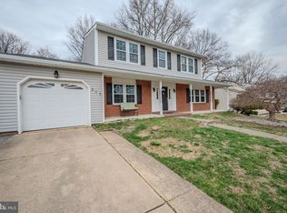 235 E Seneca Dr, Newark, DE 19702