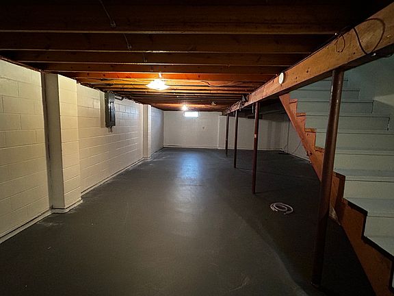 2nd image of 407 E Embert Pl