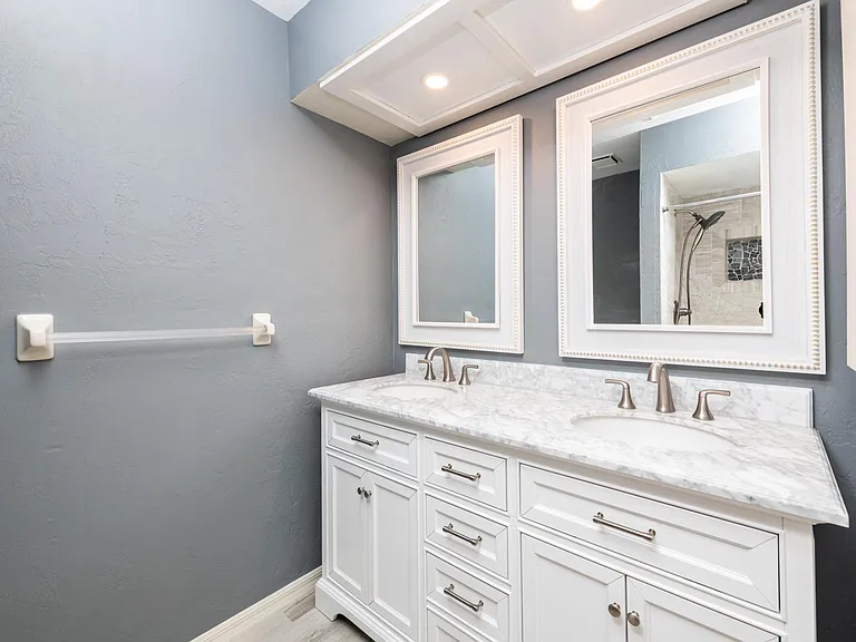 270 E Glassboro Ct #17-1B — Photo 23