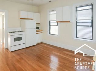 2255 N Southport Ave #2, Chicago, IL 60614