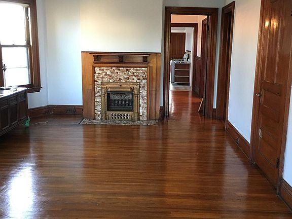 4th image of 422 Busti Ave #3