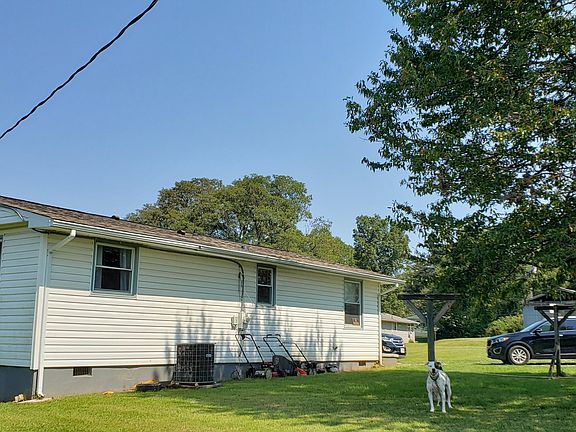 5th image of 1014 Oriole Ct