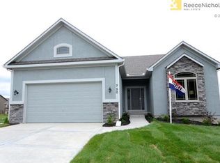 724 S Adams St, Raymore, MO 64083