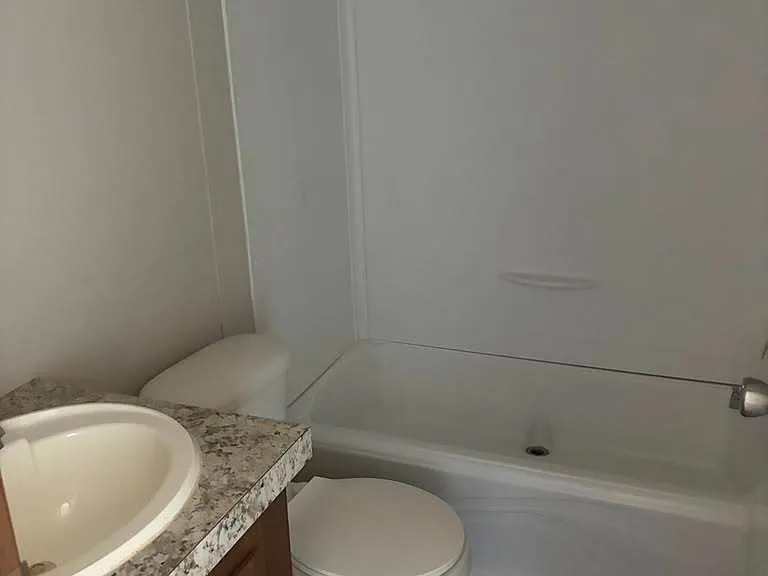 300 Pearl St #47 — Photo 7