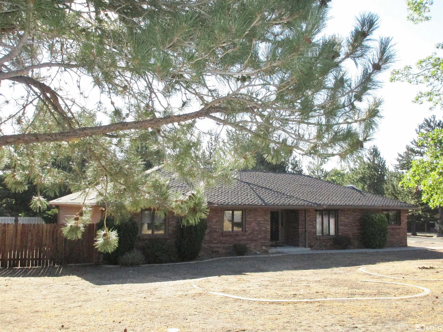 1401 Longview Way photo 1