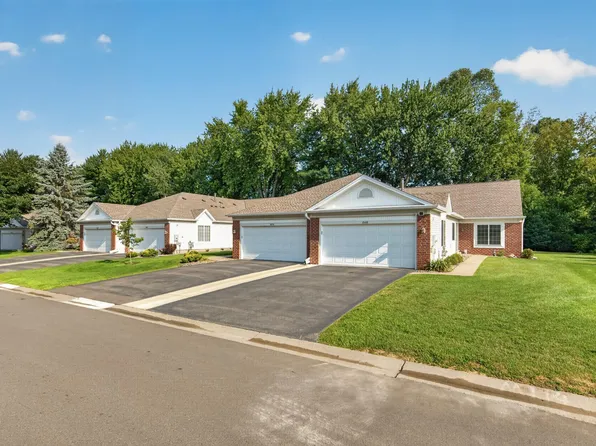 10478 Bay View Ln, Woodbury, MN 55129