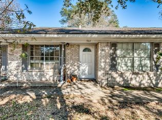 907 Glade St, College Station, TX 77840