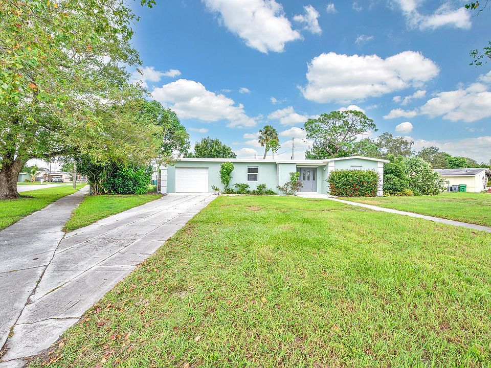 191 Southeast Via Bisento, Port St. Lucie, FL 34952