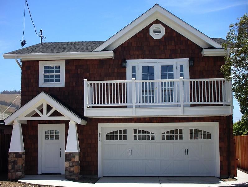 Front Exterior