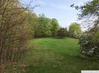 Ruskey Ln, Hyde park, NY 12538