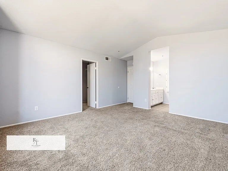 16933 Farwell St — Photo 28