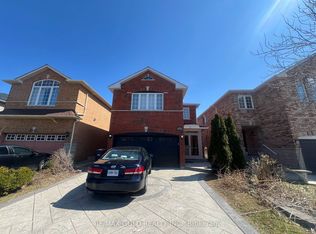 3407 Crimson King Cir #BASEMENT, Mississauga, ON