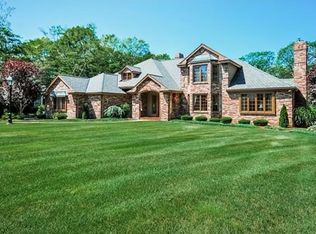 49 Highridge Rd, Westport, MA 02790