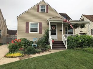 8005 Chesterfield Ave, Parma, OH