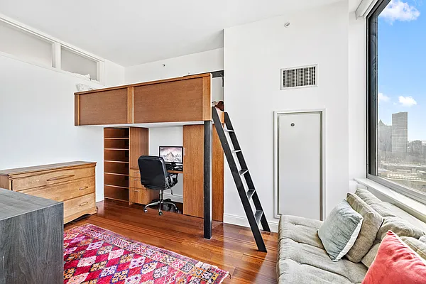 Sold by Compass | media 15