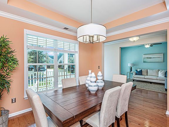 5th image of 2937 Thornrose Ln
