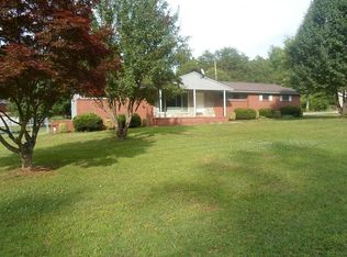606 County Home Rd, Conover, NC 28613