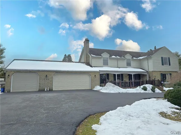 725 Wedgewood Rd, Bethlehem, PA 18017