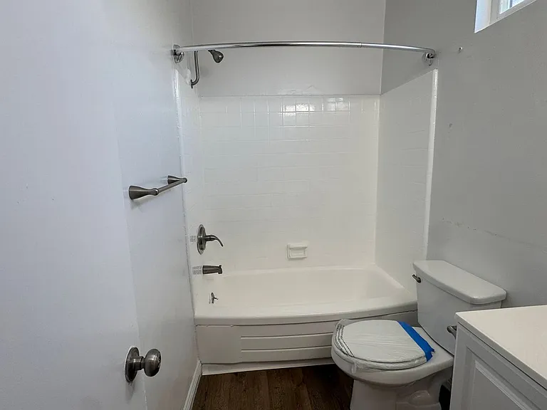 6632 Darby Ave — Photo 19