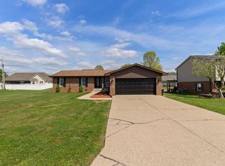 1609 Gainesway Dr, Worthington, KY 41183