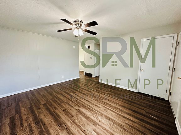 4th image of 5616 Lagoona Dr