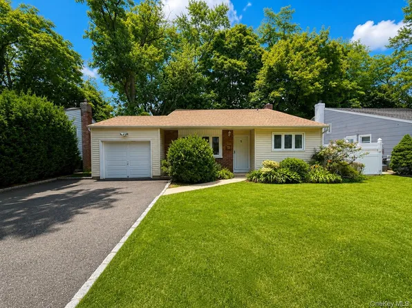 5-A SECOND Road, Great Neck, NY 11021