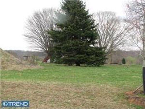 2nd image of 106 Avery Rd