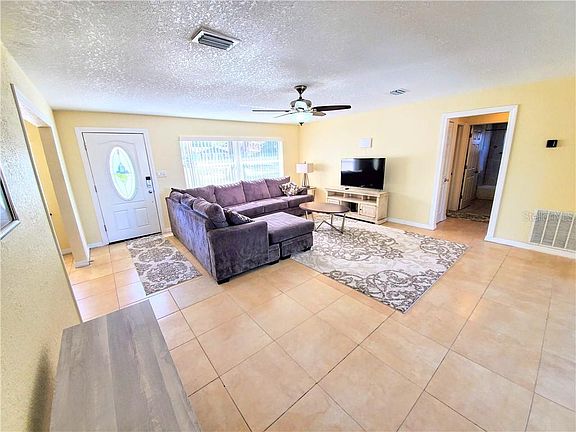 5th image of 3101 Needles Dr
