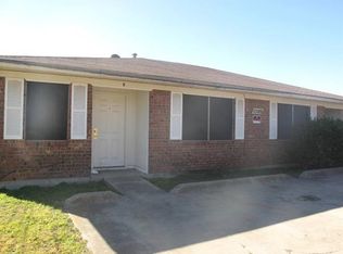 1509 S Hall St, Ennis, TX 75119