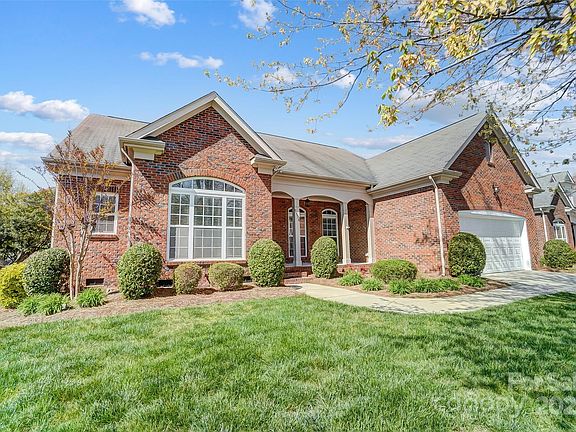 2nd image of 5126 Poplar Knoll Dr