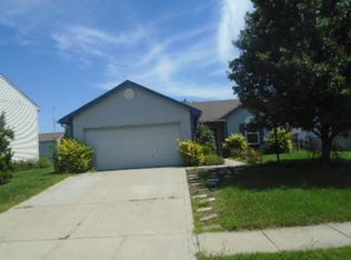 35 Kensington Ct, Pittsboro, IN