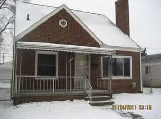 8236 Continental Ave, Warren, MI 48089