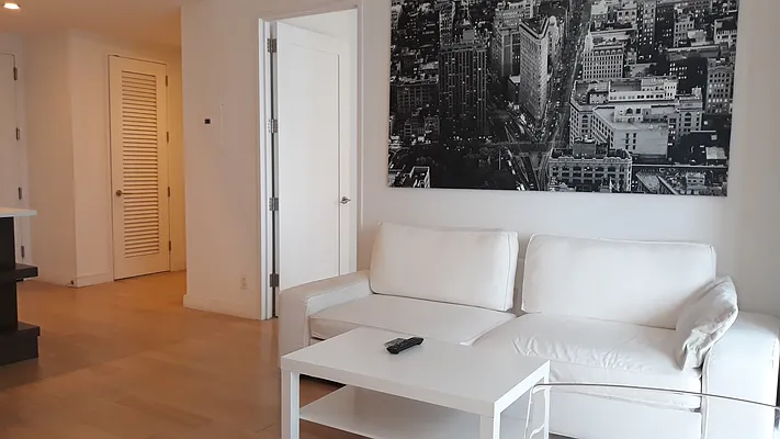 Rented by Corcoran | media 17