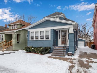 61 Tremont Ave, Kenmore, NY, 14217
