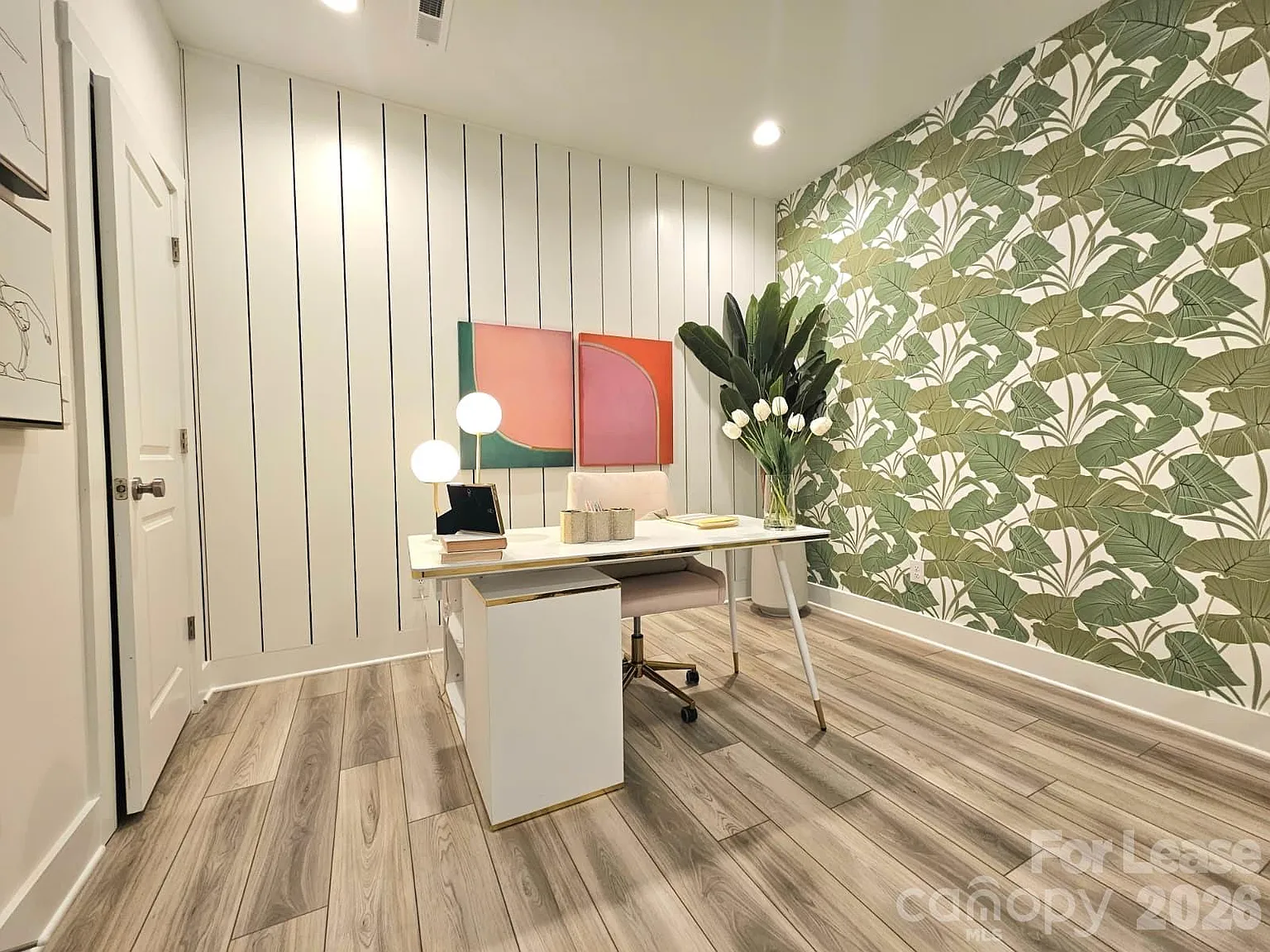 2 bed, 4.0 bath, 1598 sqft, $2,400 — Photo 2