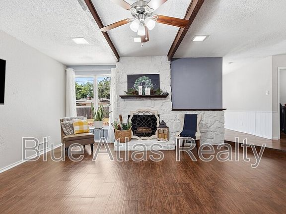 3rd image of 5019 Blanchard Dr