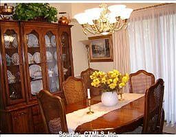 4th image of 615 Longfellow Dr