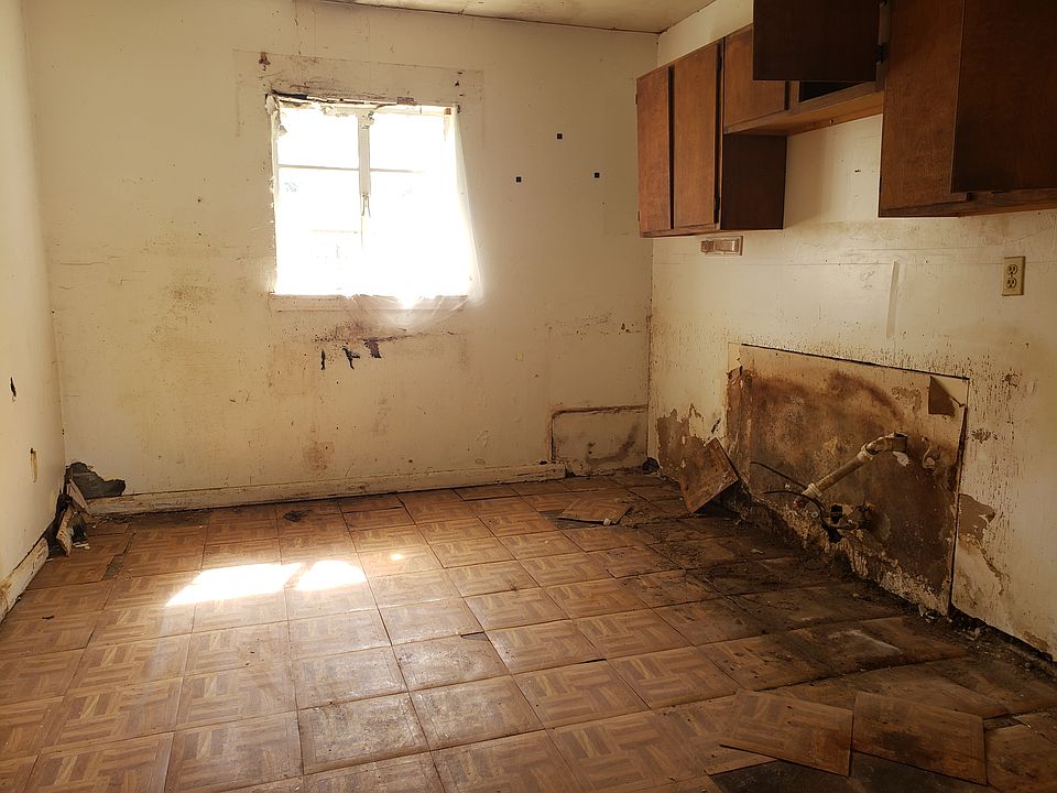 2nd image of 21 Besma Dr