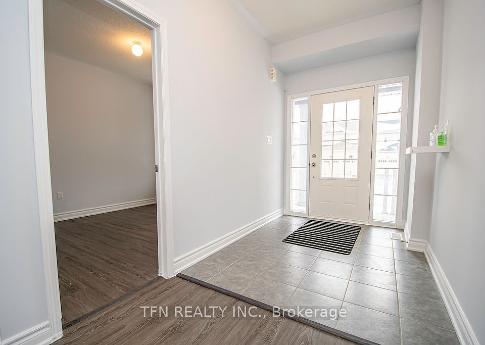 1st image of 24 Don Hadden Cres